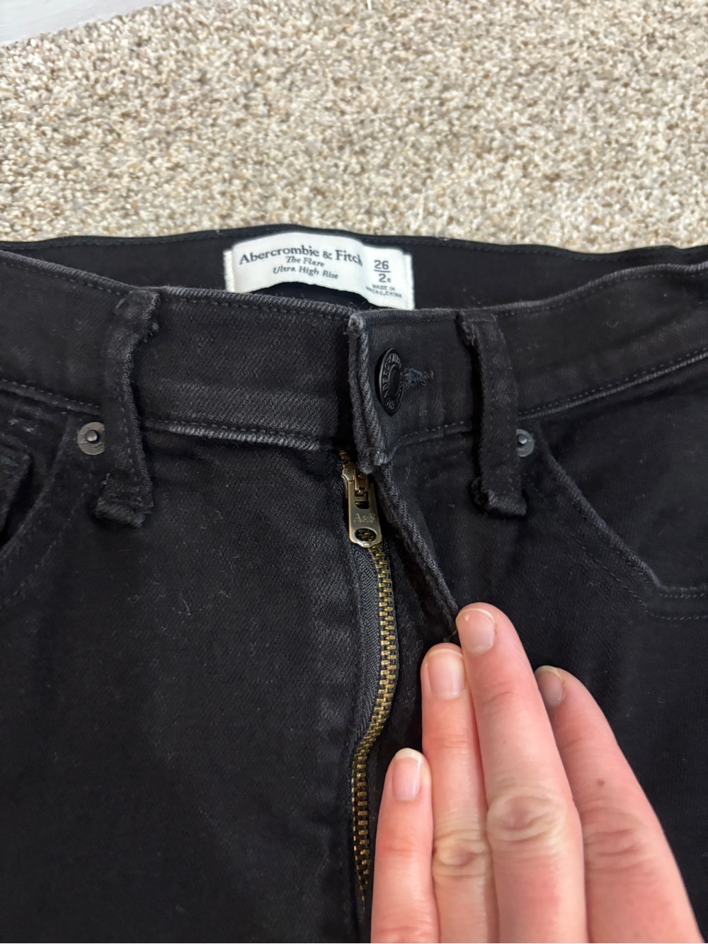 Abercrombie & Fitch Black Curve Love The Ultra High Rise Flare Jean Size 26/2 - Picture 8 of 10